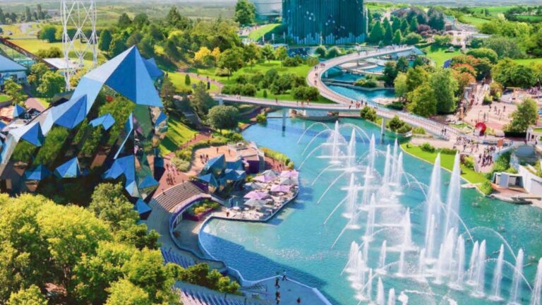 Uncover the Thrilling Secrets of the UK’s Premier Futuristic Theme Park: Jaw-Dropping Rides, a Waterpark Oasis, and Countless Awards Await!