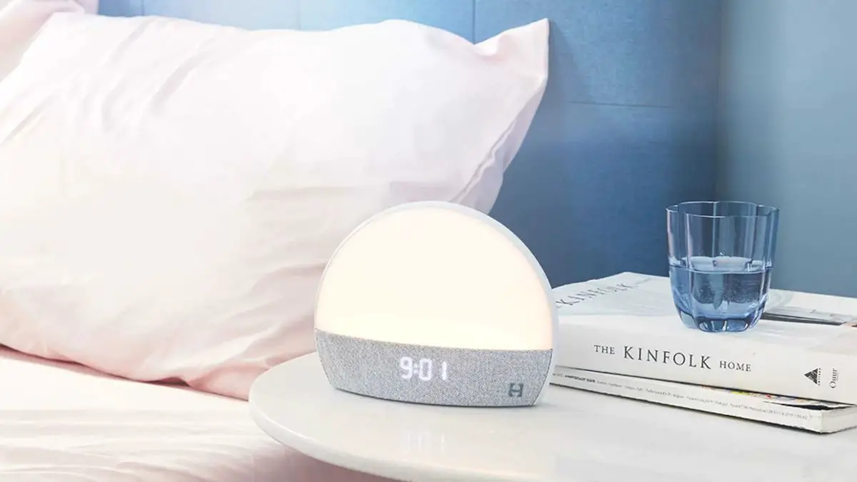 Wake up to Serenity with Hatch Restore 2 Sunrise Alarm Clock: Rise and Shine in Peaceful Bliss!