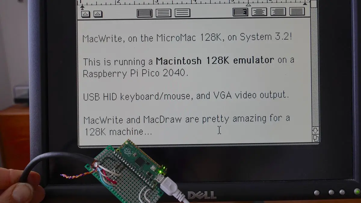 Revive Nostalgia with a  MicroMac: Experience Macintosh 128k-Like Magic on the Raspberry Pi Pico