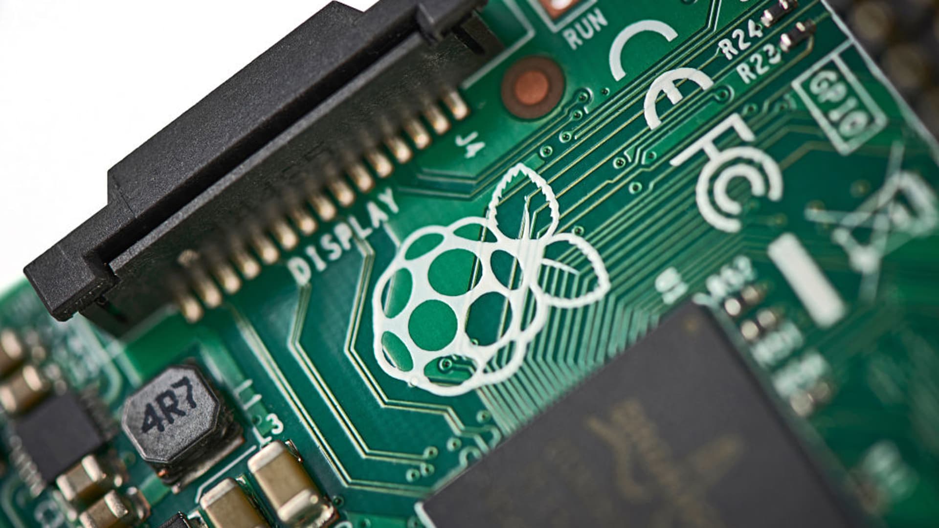 Unbelievable Market Surge: Raspberry Pi’s Unforgettable London Debut Shocks Investors